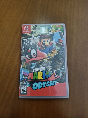 Super Mario Odyssey Nintendo Switch употребявана, отлично състояние
