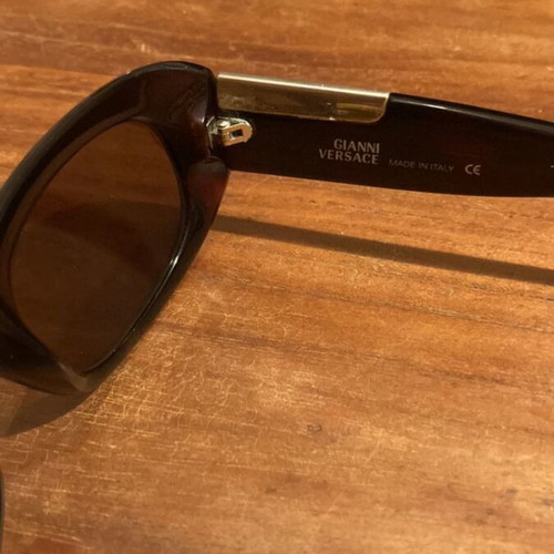 Gianni Versace vintage women's sunglasses MOD. 634, black