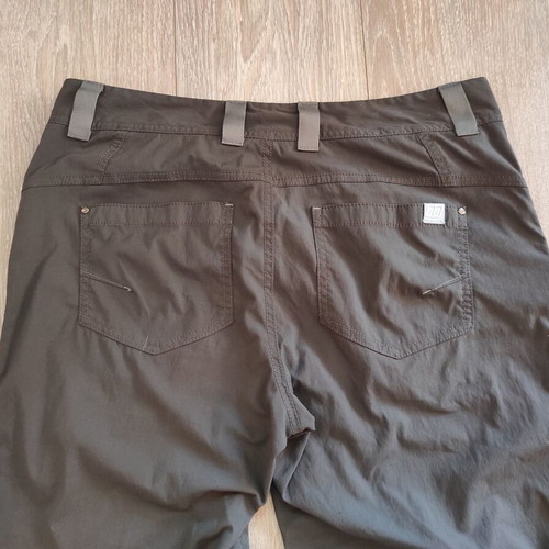 Berghaus hiking trousers men's size M like new, grey