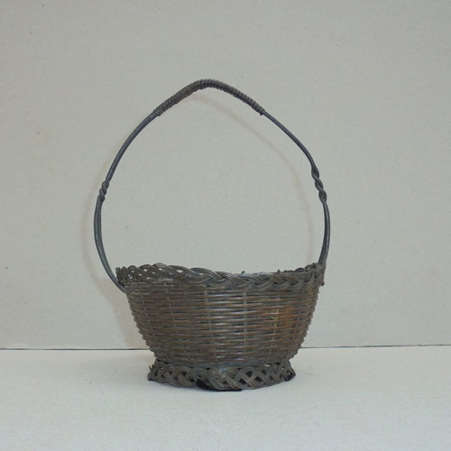 Metal basket like new
