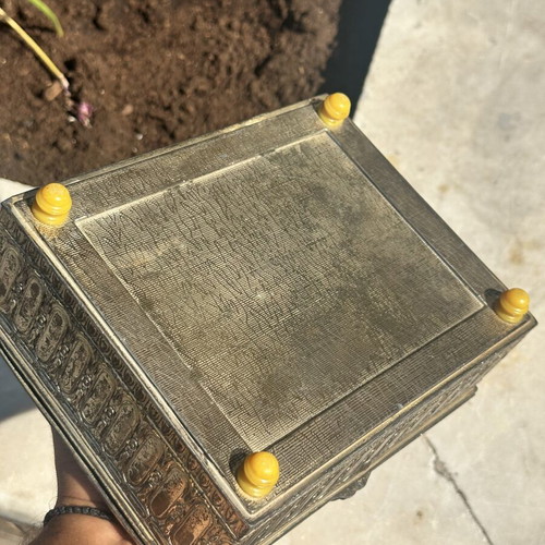 Vintage embossed metal tsikantimonio box used, 20×17×7 cm