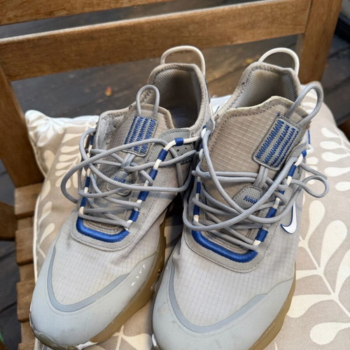 Nike React Live sneakers used, size 43, gray and blue