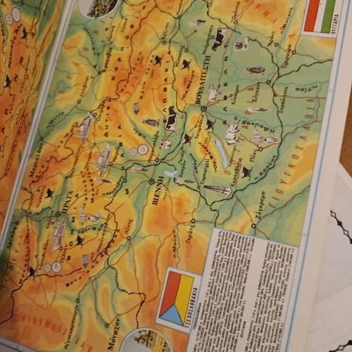 Geographical Atlas of Europe Ankara like new with insert