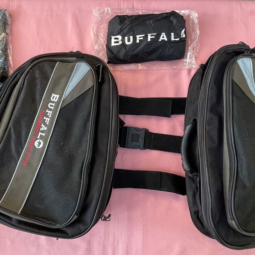 Buffalo Getaway 48L motorcycle saddlebags like new