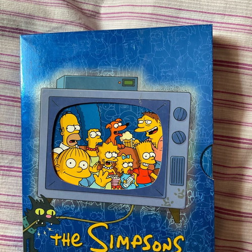 The Simpsons Season 4 DVD like new, comedy with subtitles