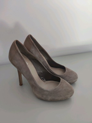 Γόβες Zara suede μεταχειρισμένες, γκρι, μέγεθος 36