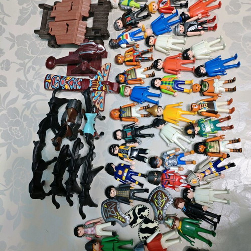 Playmobil figures pack of 41 with 7 horses and a car used