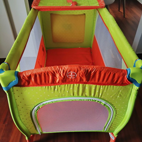 Bebe Stars playpen with changing table and carry bag