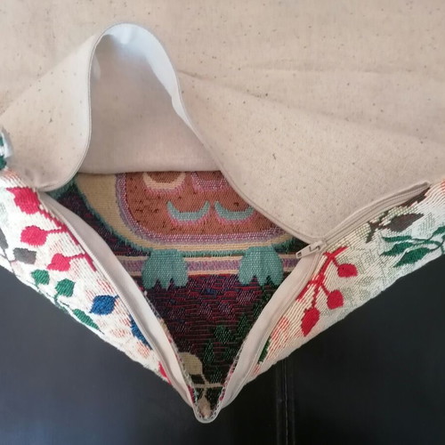 Medium sofa cushion cover used