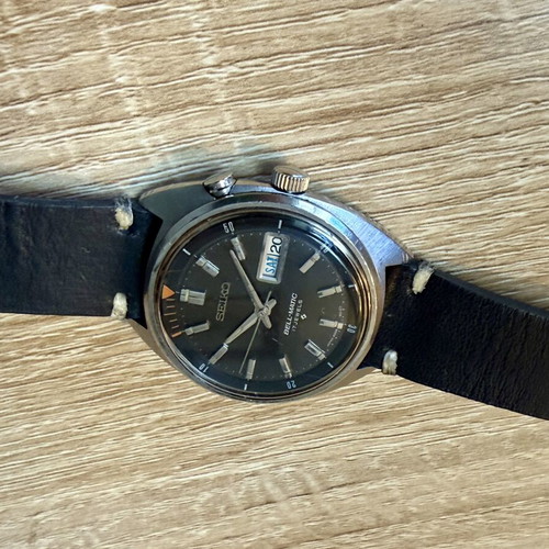 Seiko Bellmatic 4006-6010 vintage wristwatch used, grey dial