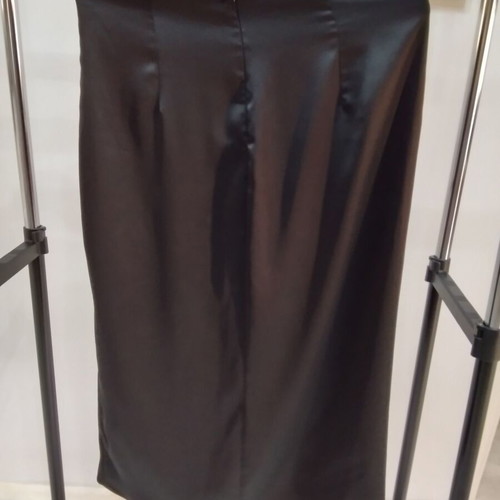 Zara satin midi skirt size L excellent condition black