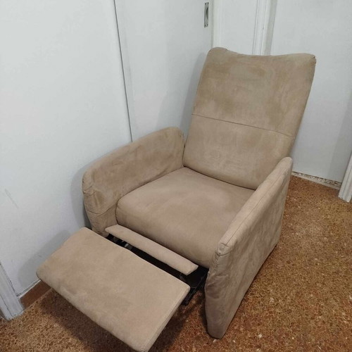 Beige reclining armchair like new with footrest