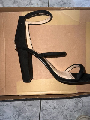 Alta Moda black high-heeled sandal like new, size 40