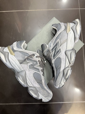 New Balance grey sneakers size 41