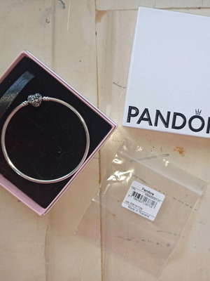 Pandora Celestial Heart Clasp Bangle Silver 925 size 21 new