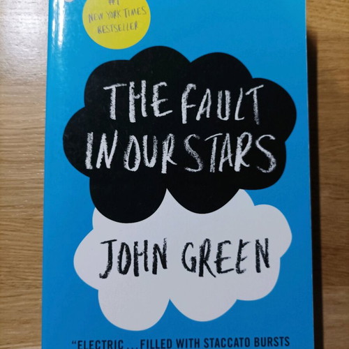 The Fault In Our Stars John Green like new