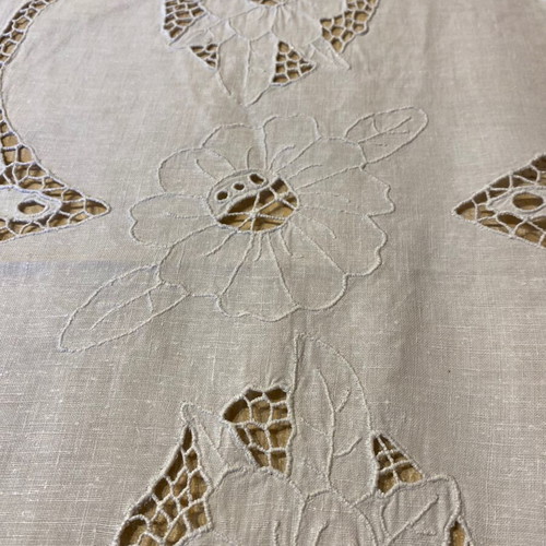 Authentic handmade Thracian table runner used with floral design