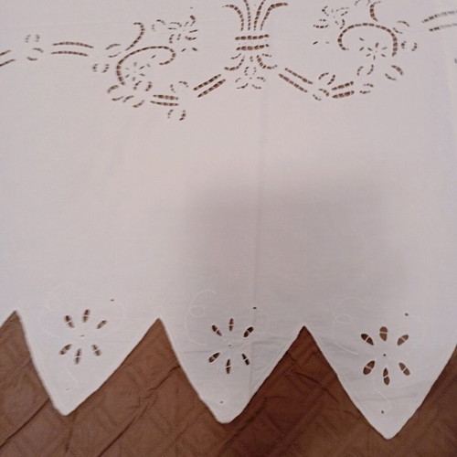 White curtain with cutwork embroidery like new, cotton fabric