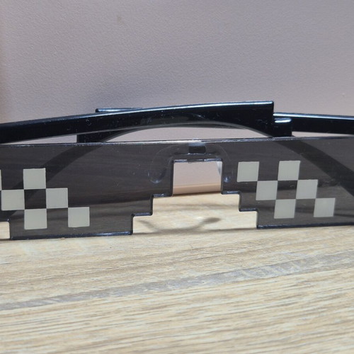 Glasses like new, classic old meme style, black
