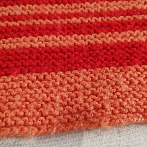 Small acrylic blanket with needles like new