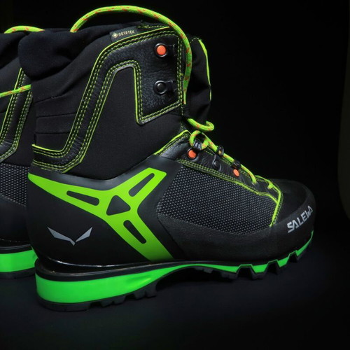 Salewa Vultur Vertical GTX 46.5 like new rigid winter boots