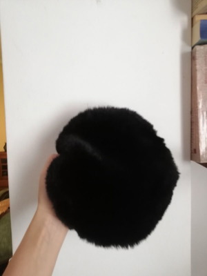 Round fuzzy shoulder bag, black, 21 cm diameter
