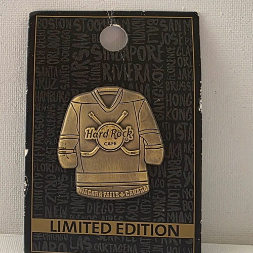 Hard Rock Cafe Niagara Falls Canada limited edition pin