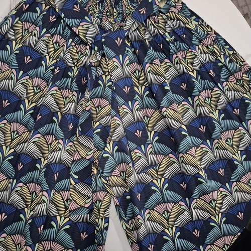 Airisa Pleated Culottes with Abstract Print like new, medium/large