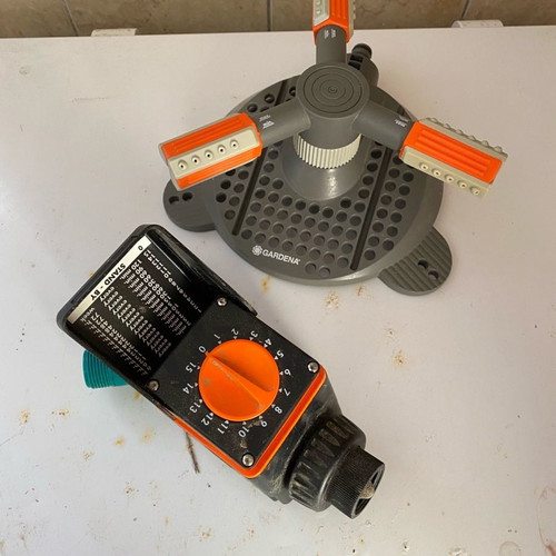 Clamber irrigation timer and Gardena rotary sprinkler used, lightly
