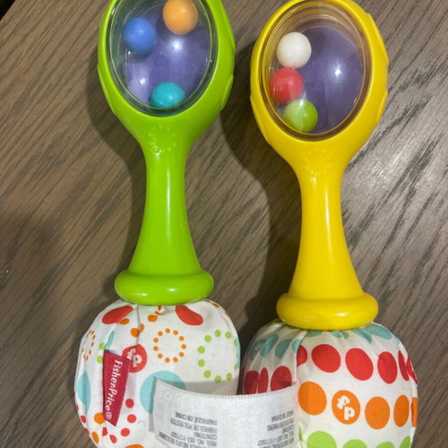 Baby maracas like new
