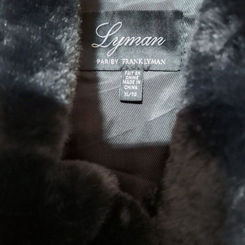 Frank Lyman synthetic fur black XL like new with sequins