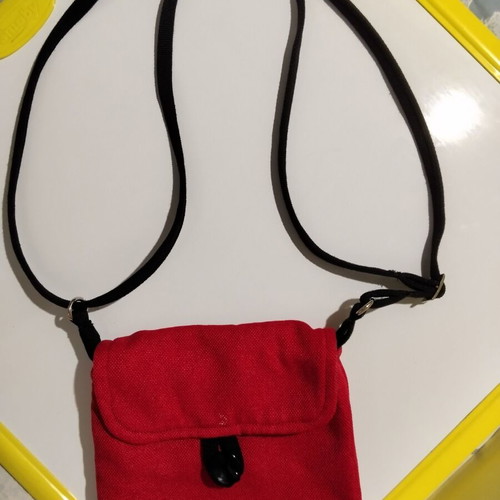 Red Shoulder Bag used, 17x17 cm