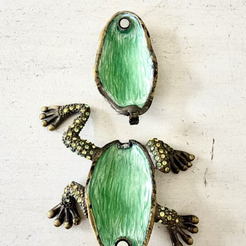 Mini vintage decorative frog jewelry box like new, metal with crystals