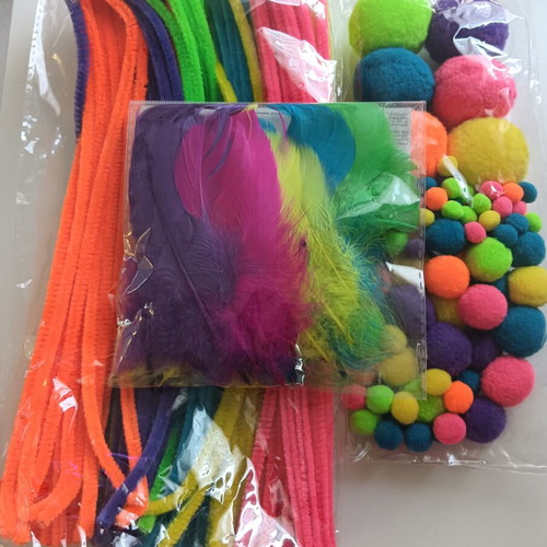 Craft supplies used, assorted set