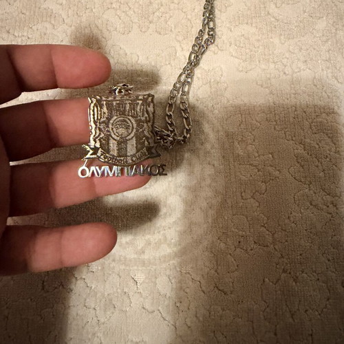 Olympiakos steel pendant with vintage lion logo