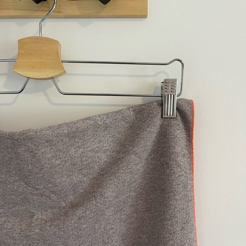 Cecil scarf new, gray and orange