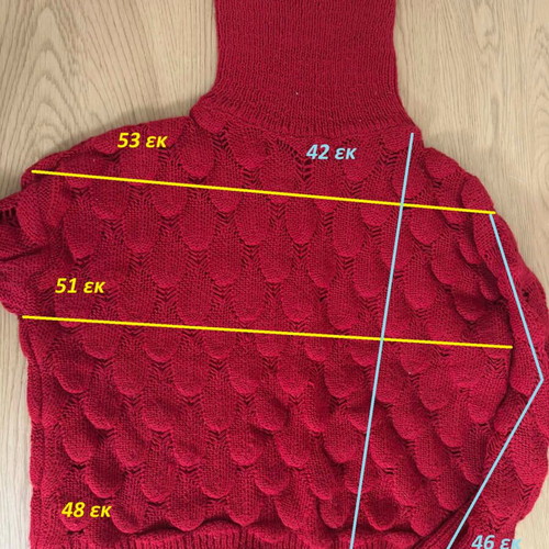 Women's turtleneck size Small red like new