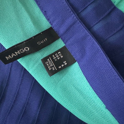 Mango pleated skirt like new, blue and turquoise, size medium