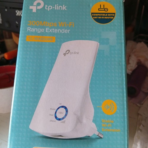 TP-LINK Wi-Fi Range Extender TL-WA850RE 300Mbps used