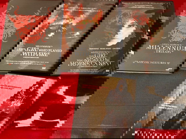 Συλλογή Ταινιών DVD : Το κορίτσι με το τατουάζ