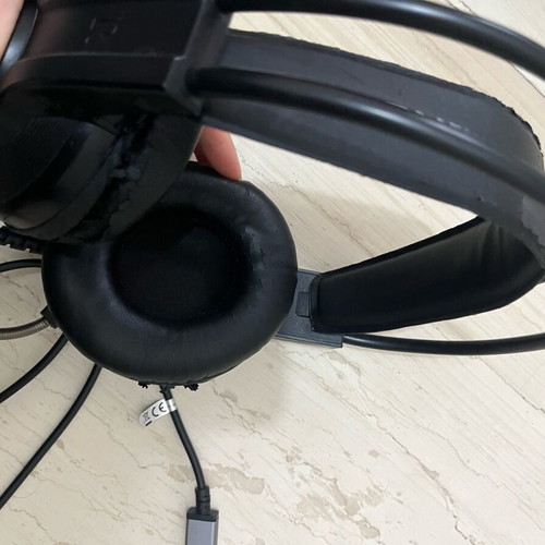 Gaming headphones like new, wired