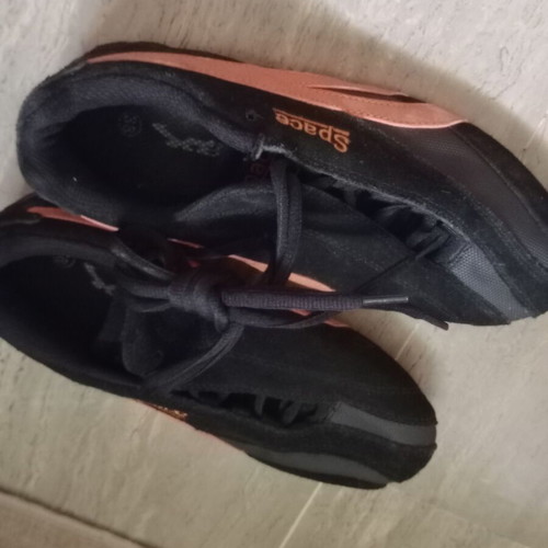 Athletic shoes like new size 38