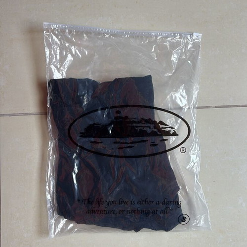 Corteiz Alcatraz Sparkle T-Shirt new, size S black