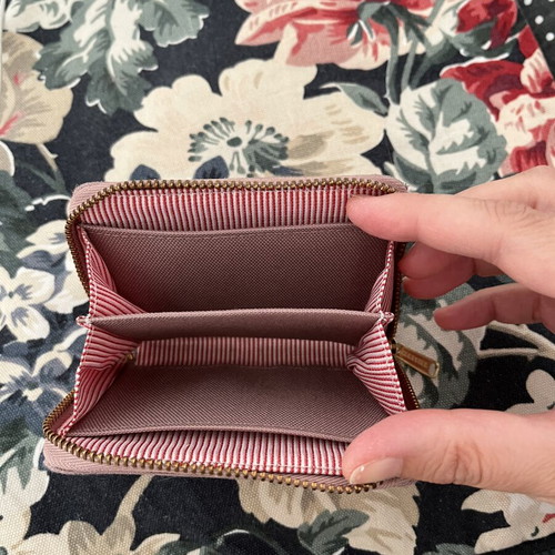 Herschel wallet used, pink
