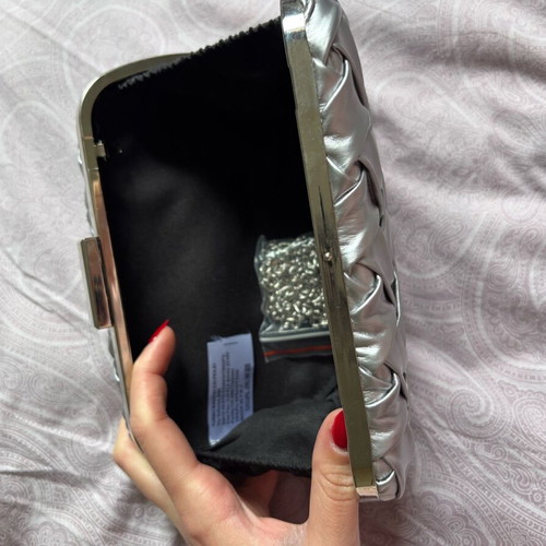 Clutch silver like new