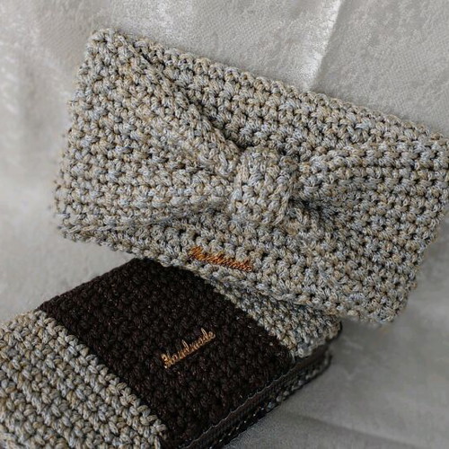 Handmade knitted wallet new, beige brown
