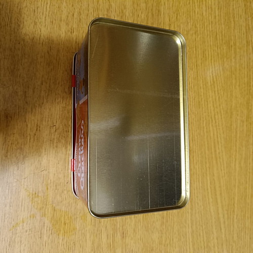 Papadopoulou metal box collectible, like new