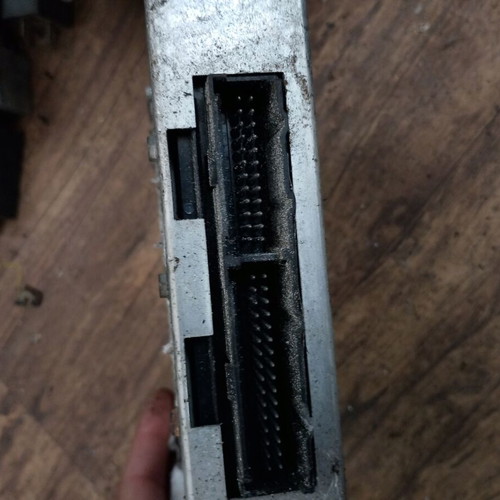 ECU computer Opel Kadett 1.6 16133739