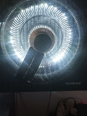 Vintage Tombox CD Selector like new, 100 CD capacity, rare 90s gadget