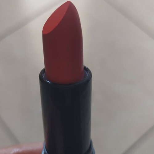 MAC Matte Lipgloss & Lipstick shade 09